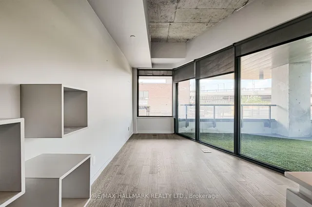 Additional image 27 of 383 Sorauren Ave Unit 209