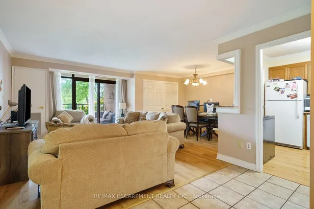 Additional image 7 of 500 GREEN Rd Unit 218