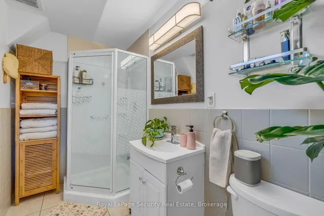 房产图片 20 - 23 Talent Cres