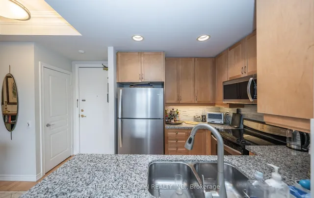 Additional image 19 of 1 Glen Park Ave Unit 605