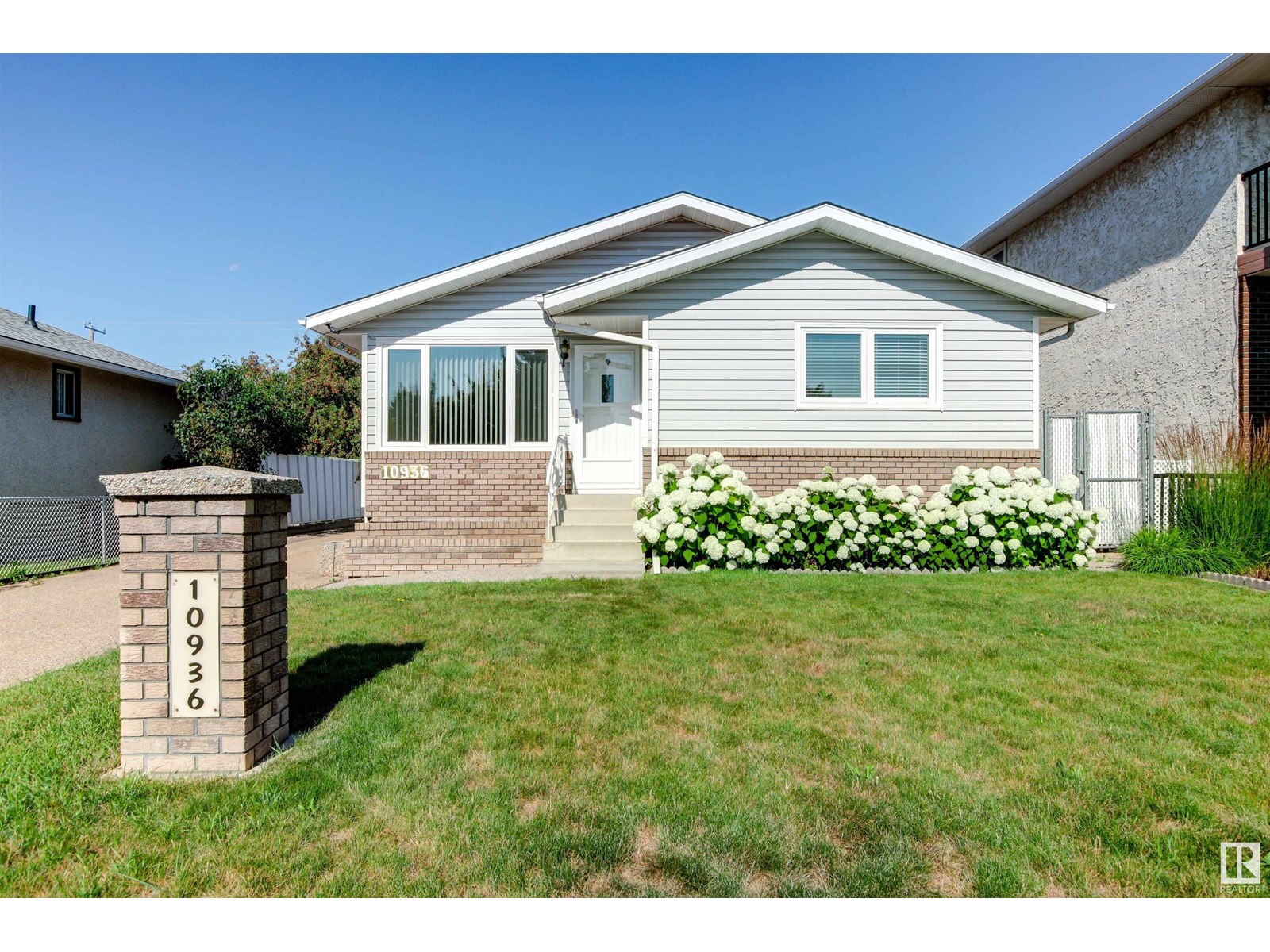 10936 151 ST NW|Edmonton, Alberta T5P1W1