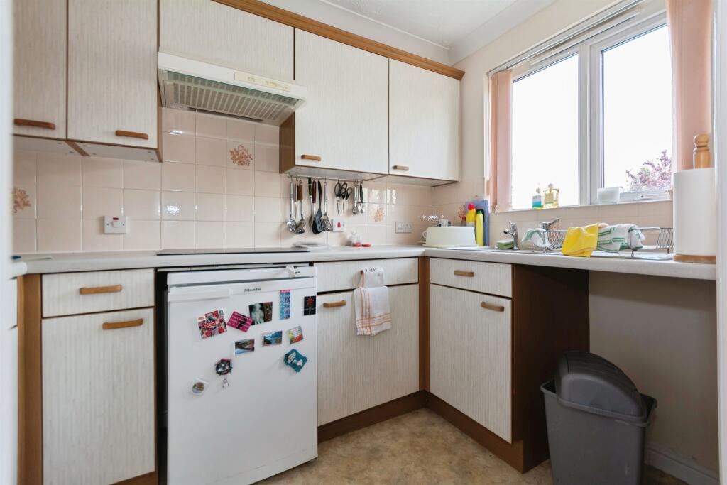 Additional image 6 of Stratford Road, Hall Green, Birmingham