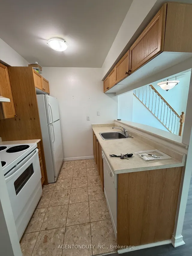 Additional image 17 of 109 Front St Unit 529