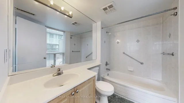 Additional image 16 of 750 Bay St Unit 2307