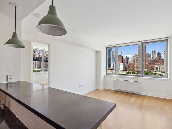 425 Main St, New York, NY 