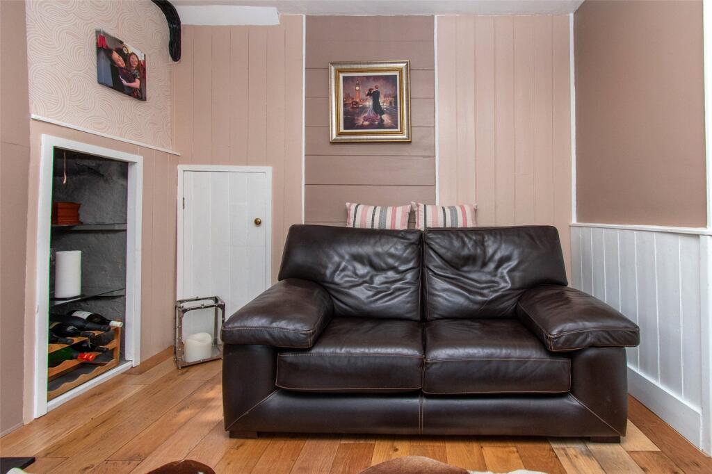 Additional image 25 of St. Peters Street, St. Albans, Hertfordshire, AL1