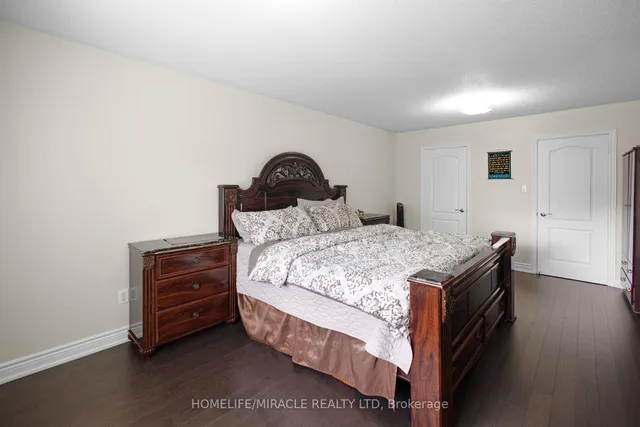 Additional image 22 of 24 Fauna Crt