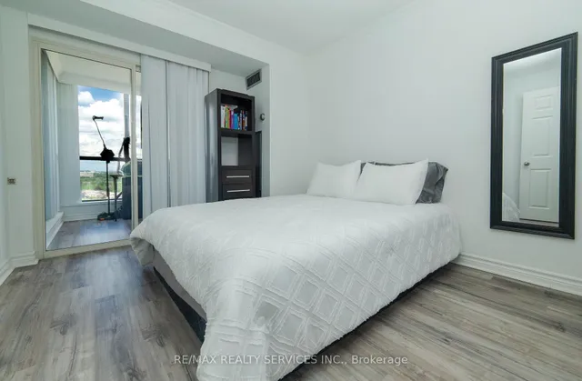 Additional image 15 of 1155 Bough Beeches Blvd Unit 1405