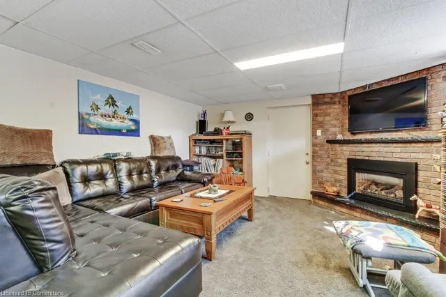 Additional image 24 of 31 Fern Pl