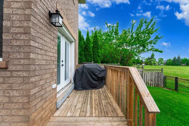 Additional image 33 of 56 Valonia Dr