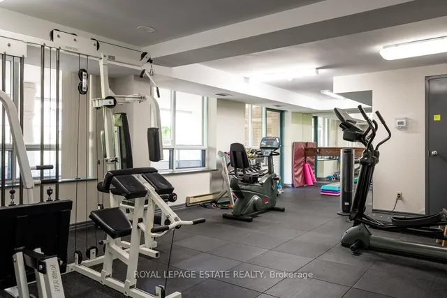 Additional image 18 of 1797 Queen St Unit 411