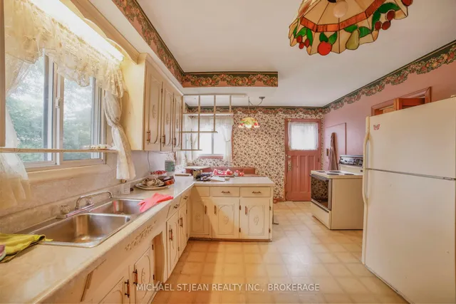 Additional image 14 of 46 Hardale Cres