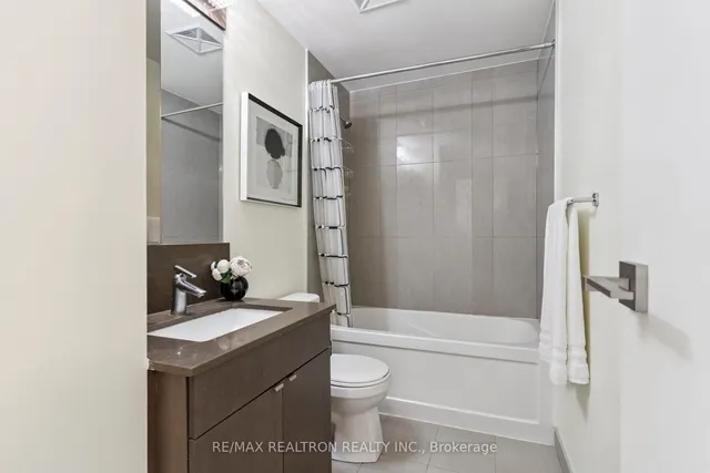 Additional image 35 of 89 Dunfield Ave Unit 2407