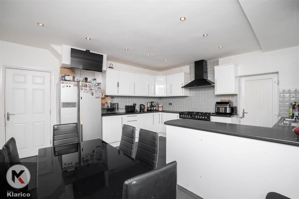 Additional image 6 of Yardley Wood Road, Moseley