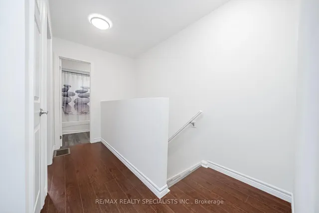 Additional image 22 of 38 Ellis Dr