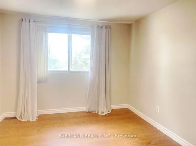 Additional image 9 of 573 Huntingwood Dr