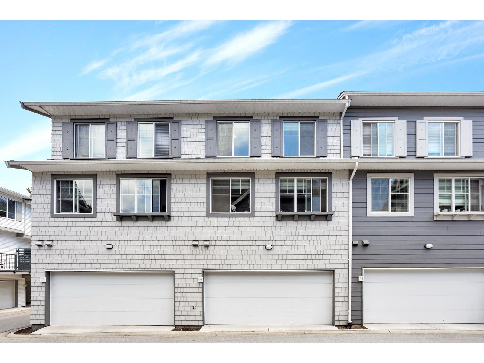 92 8168 136A STREET STREET|Surrey, British Columbia V3W2Z6