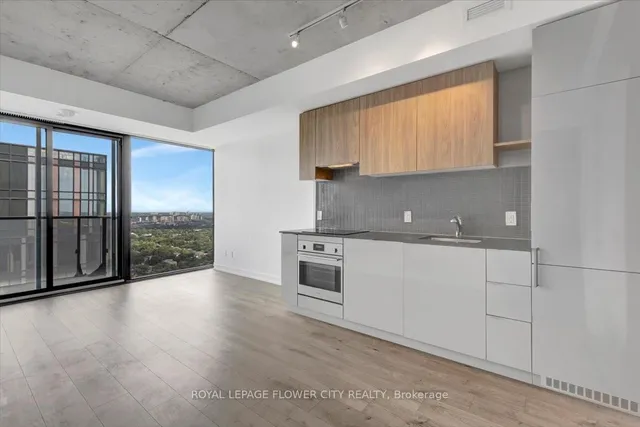 Additional image 11 of 161 Roehampton Ave Unit 4108