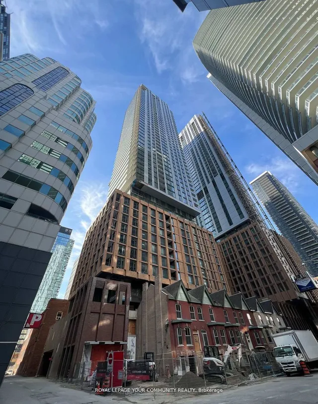 8 Widmer St Unit 803