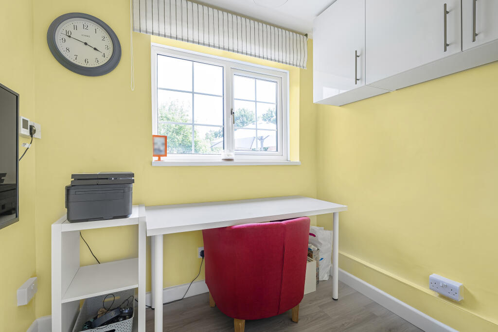 Additional image 7 of Howlands, Welwyn Garden City, Hertfordshire, AL7