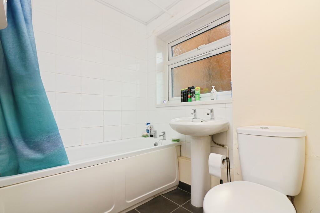 Additional image 5 of Hedgebrooms, Welwyn Garden City, AL7