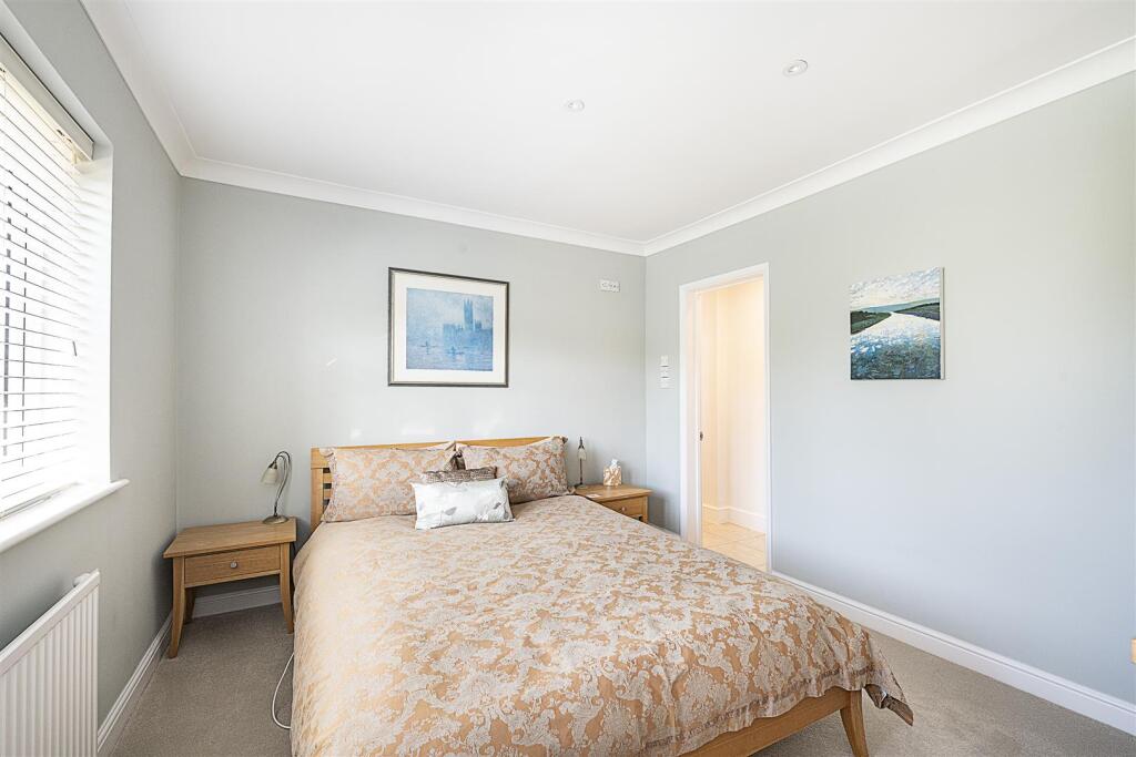 Additional image 8 of Meadway, Harpenden