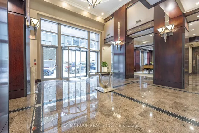 Additional image 8 of 35 Balmuto St Unit 1101