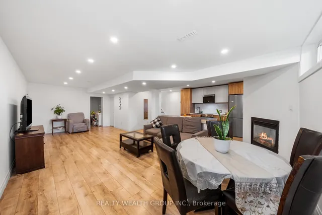 Additional image 28 of 39 Treadgold Cres