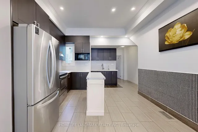 Additional image 10 of 692 Gerrard St