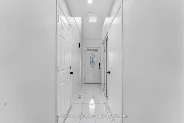 Additional image 24 of 90 Mooregate Cres Unit 34