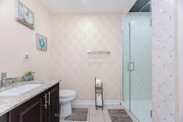 Additional image 27 of 58 Frontenac Cres