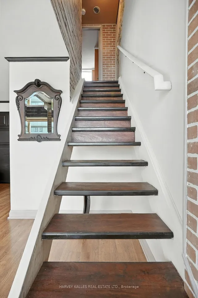 Additional image 23 of 18 Merton St Unit 904