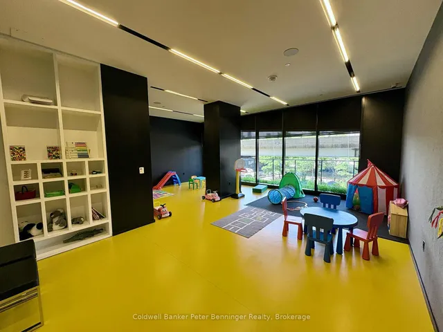 Additional image 13 of 21 Lawren Harris Sq Unit 514