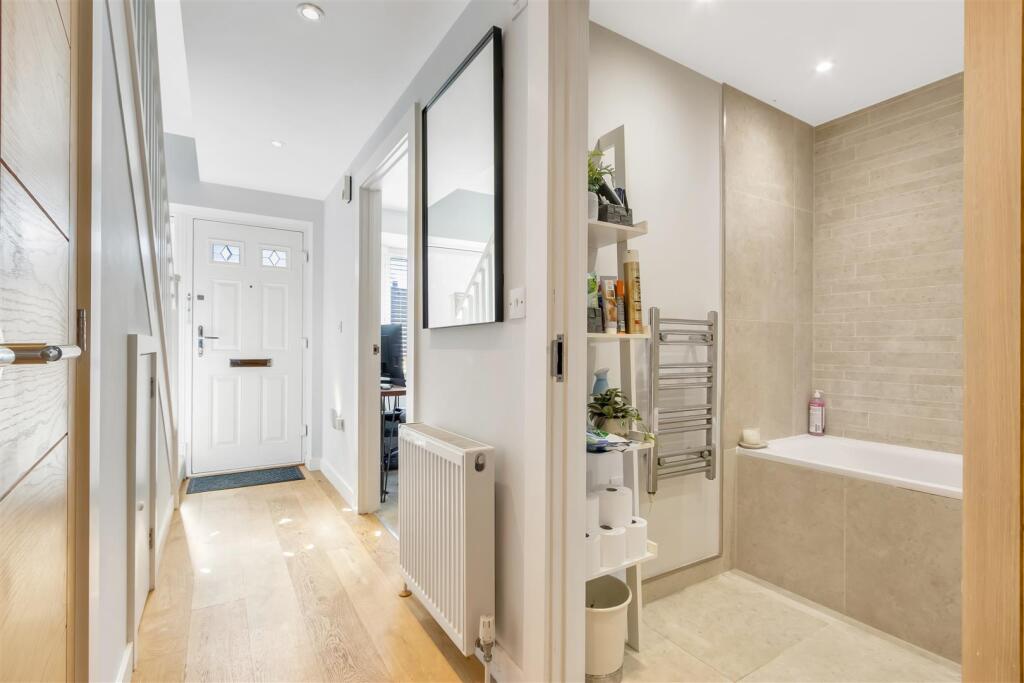 Additional image 9 of Somers Square, Welham Green