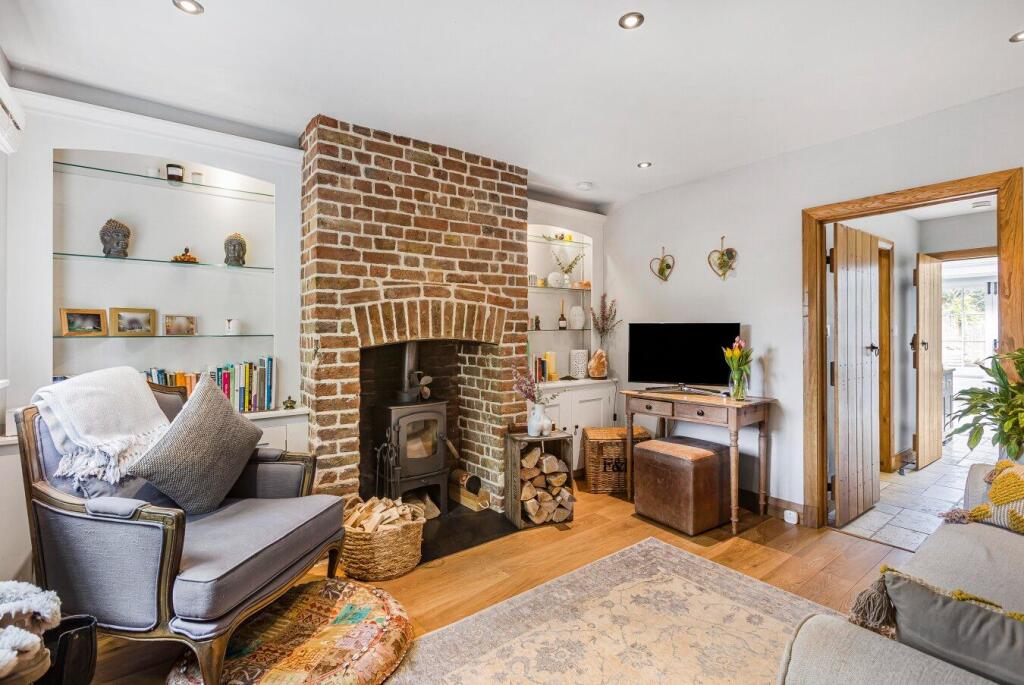 Additional image 19 of High Road, Essendon,  AL9 6HW