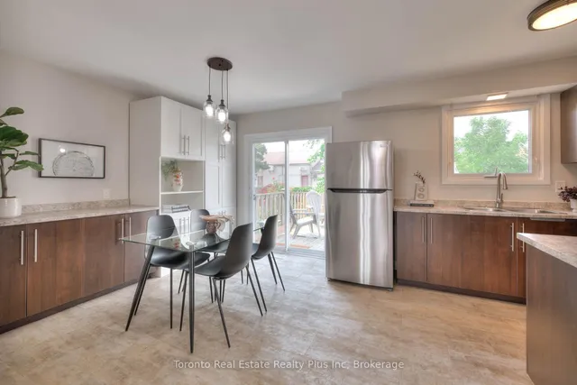 Additional image 10 of 31 Roberts Cres