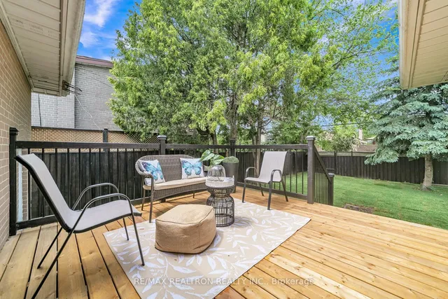 Additional image 7 of 250 Acton Ave