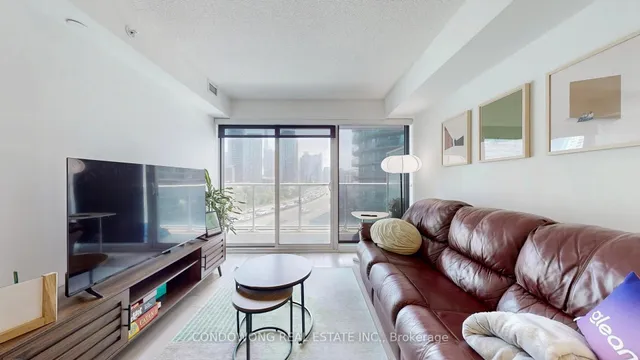 Additional image 2 of 17 Bathurst St Unit 911