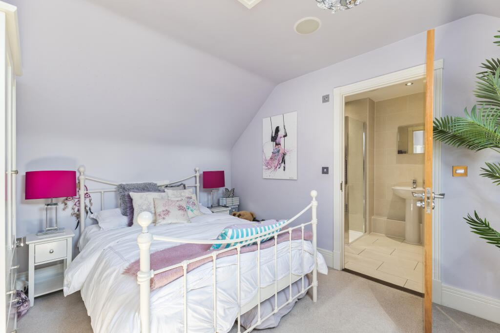 Additional image 12 of Sevenacres, Welwyn, AL6