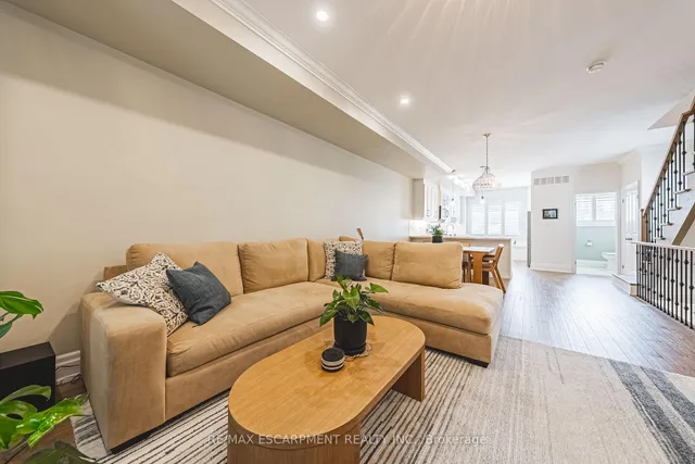 Additional image 15 of 111 Wilson St Unit 6