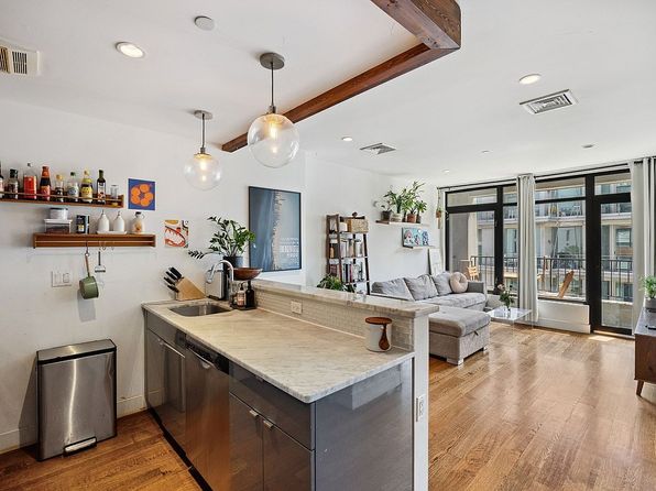 102 Gold St, Brooklyn, NY