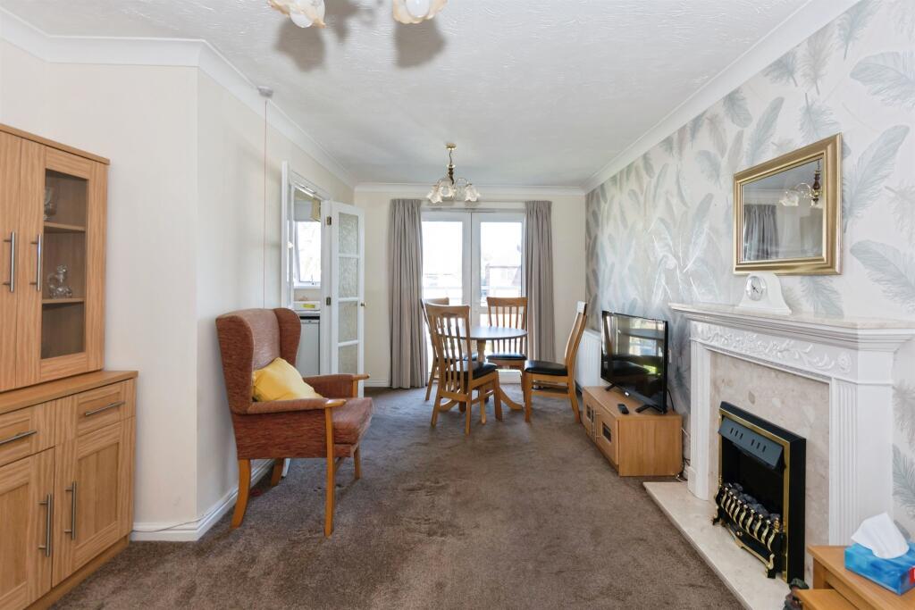 Additional image 2 of Stratford Road, Hall Green, Birmingham