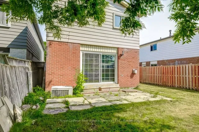 Additional image 44 of 1225 Consort Cres