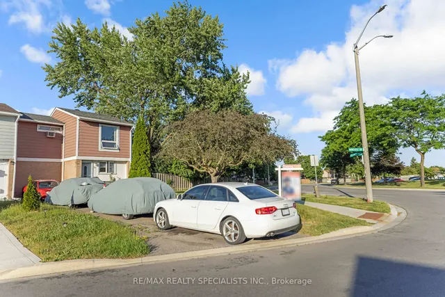 Additional image 3 of 30 Hardcastle Crt