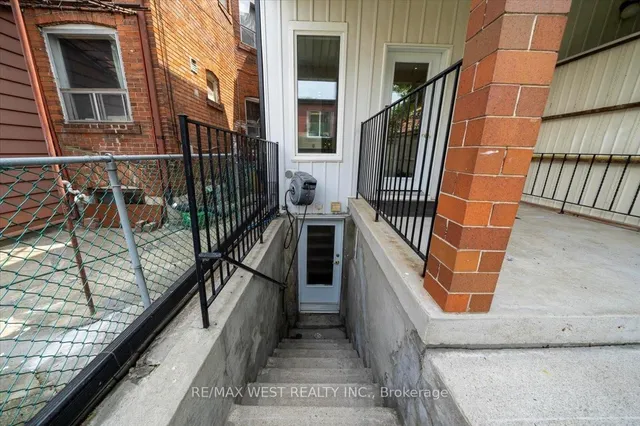 Additional image 34 of 248 1/2 Euclid Ave