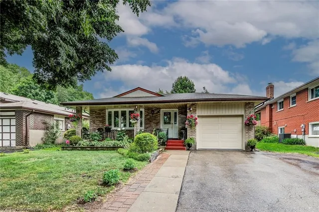 Additional image 2 of 170 Martinglen Cres