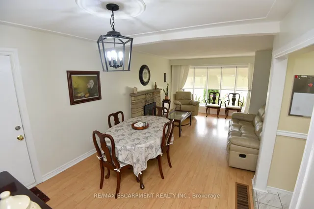 Additional image 10 of 73 Reno Ave