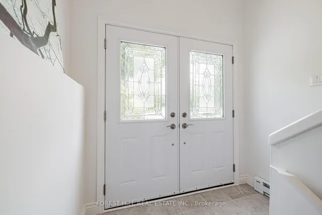 Additional image 9 of 27 Apache Tr