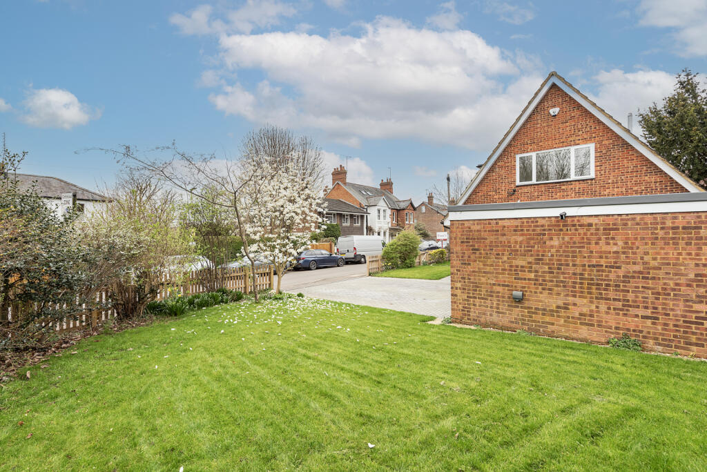 Additional image 17 of Tennyson Road, Harpenden, Hertfordshire, AL5