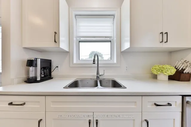 Additional image 10 of 149 East 33rd St